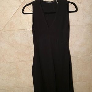 Sleeveless Elie Tahari Knee Length Black Dress